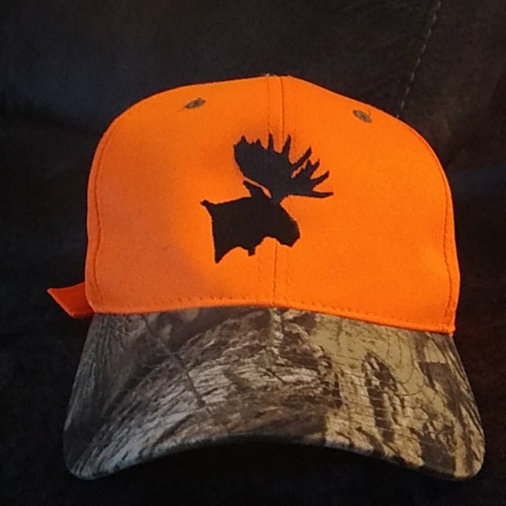 Snap back hat